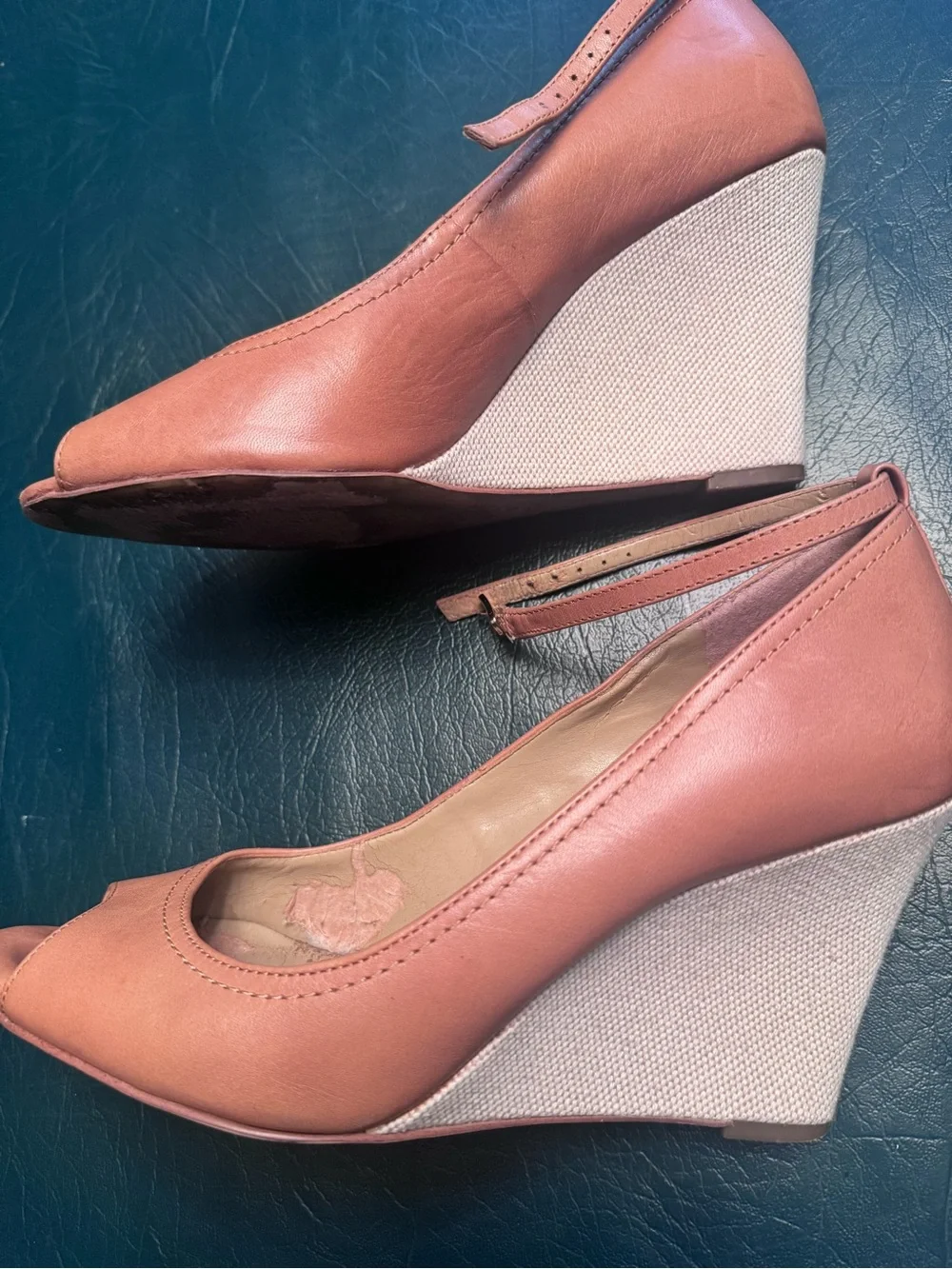 Ann Taylor Women's Camel/Tan Leather Peep-Toe Ivory Wedge Heels
